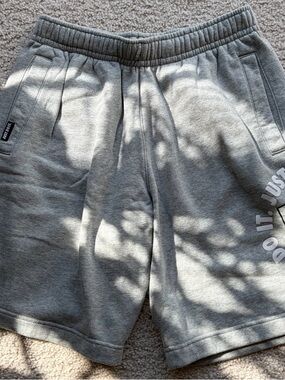 Nike Men’s Light Gray Athletic Sweat Shorts with 'Just Do It' Detail